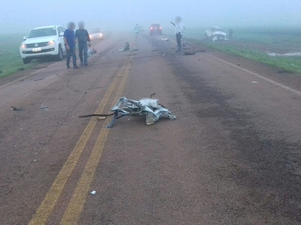Colisão entre caminhonete e veículo de passeio deixa três mortos na MT-251 Foto37991