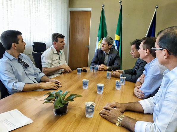 Prefeito se reúne com secretário de Estado e cobra mais um delegado para Sorriso Foto73794