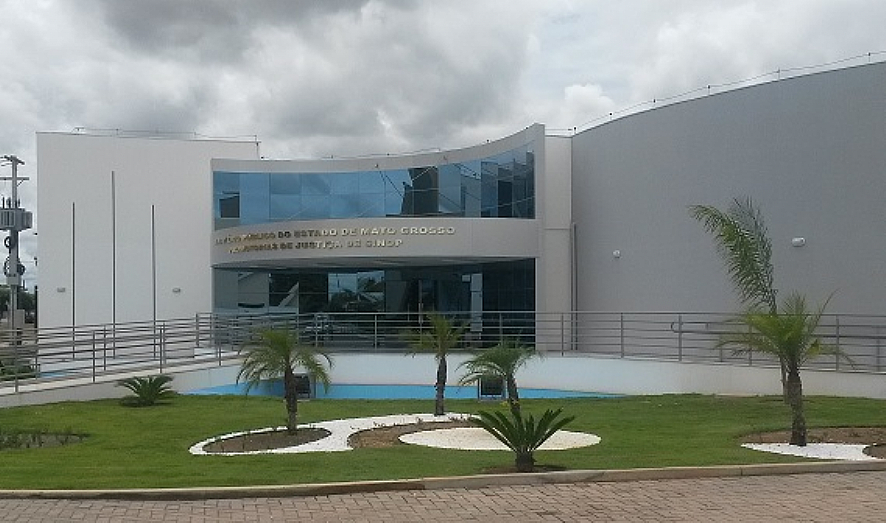 MPE aponta irregularidades e justiça proíbe demolição de prédio público em Sinop Foto53750