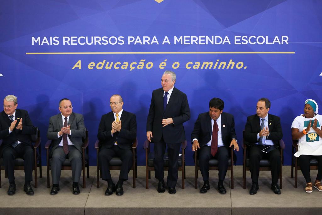 Governo Federal reajusta investimentos na merenda escolar Foto95651