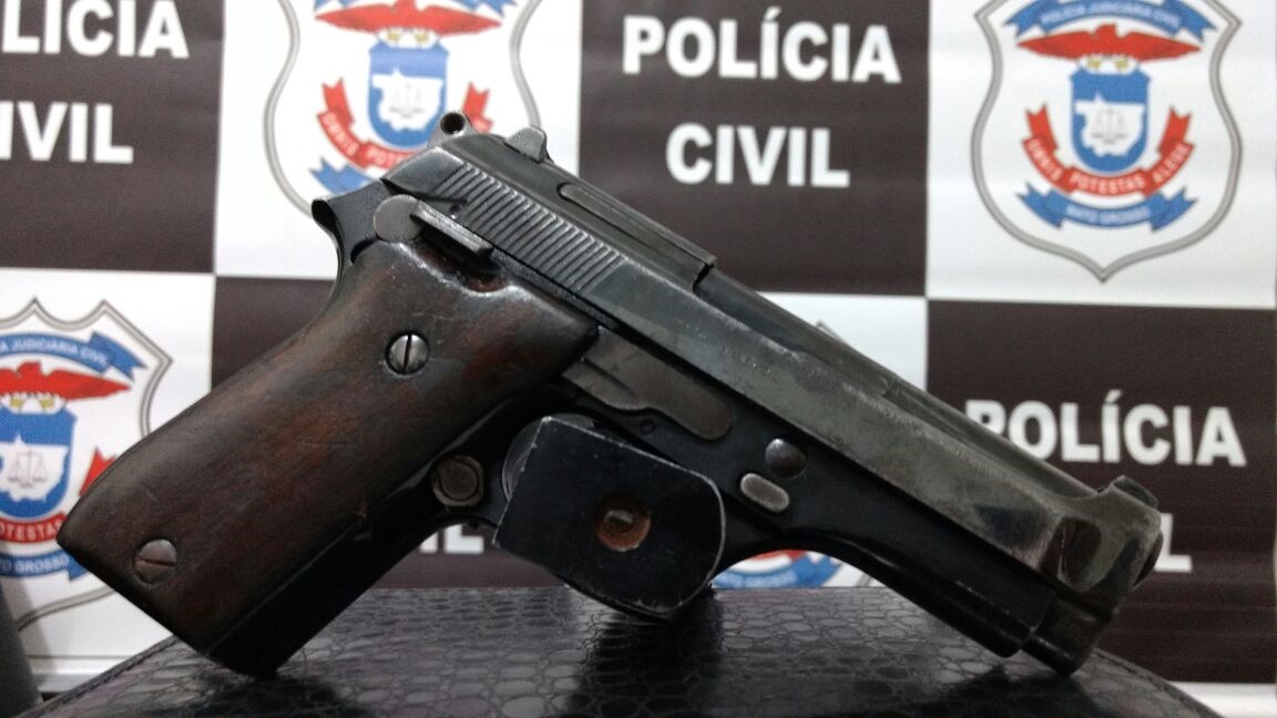 Polícia Civil apreende arma e leva 2 a prisão em Sorriso Foto25548