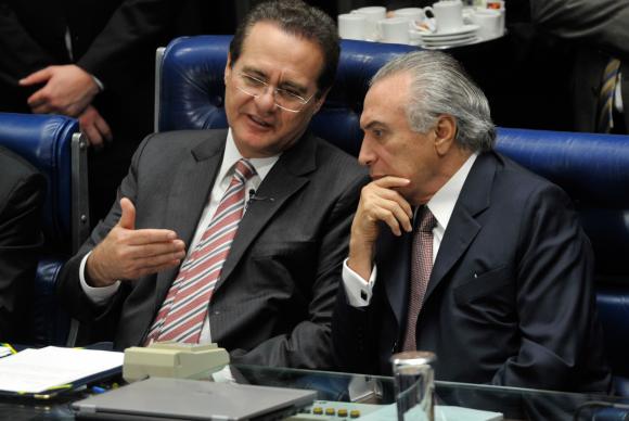 Renan Calheiros deixa liderança do PMDB e critica governo de Temer Foto47458