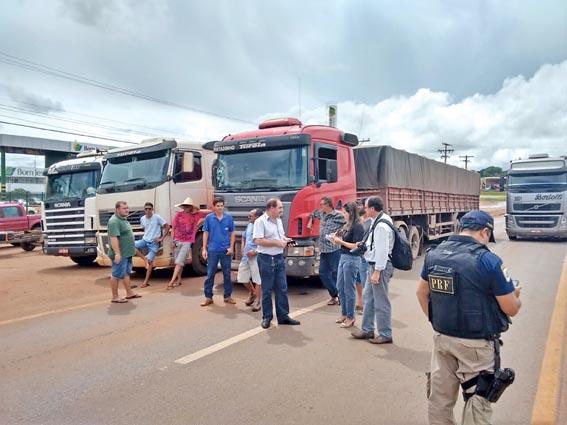 Caminhoneiros prometem bloquear rodovias de MT em ato contra o aumento no preço dos combustíveis Foto16425