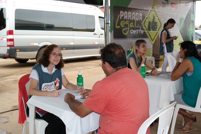 Rota do Oeste e PRF realizam Parada Legal em Sorriso Foto49755