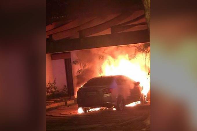 Carro de PM é incendiado com coquetel molotov em Sorriso Foto52075