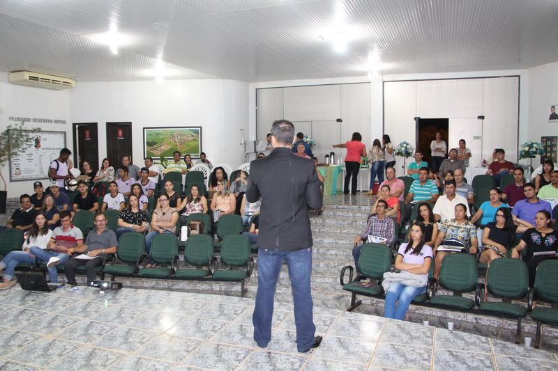 Processos licitatórios e soluções de enfrentamento a crise são abordados em encontro empresarial Foto60715