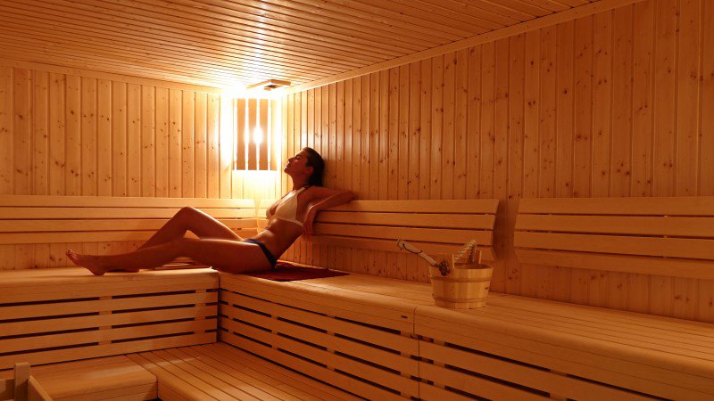 Fazer sauna reduz o risco de pressão alta, diz estudo Foto82183