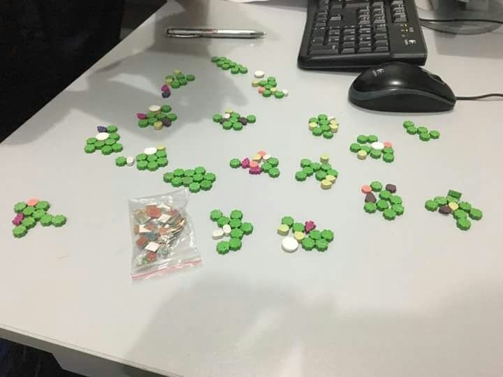 Polícia Militar apreende ecstasy e LSD em festa eletrônica de Sinop Foto39676