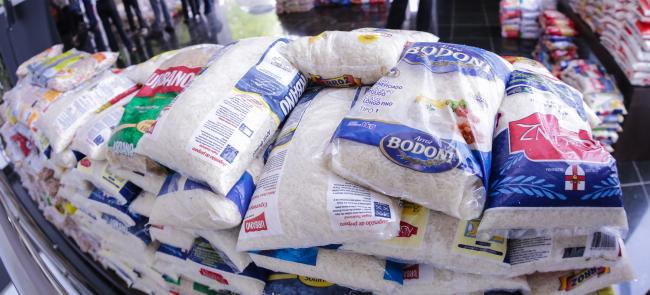 Supermercados de Mato Grosso poderão doar à caridade alimentos perto de vencer Foto57114