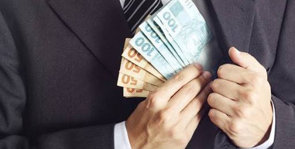 Advogado acusado de se apropriar de verbas previdenciárias terá que indenizar clientes Foto79289