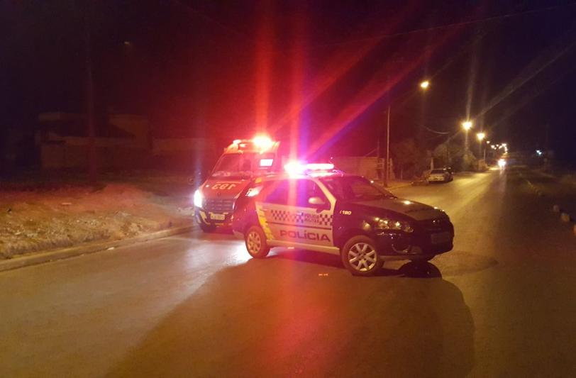 Clientes de lanchonete são alvejados por disparos de arma de fogo em Sorriso Foto85930