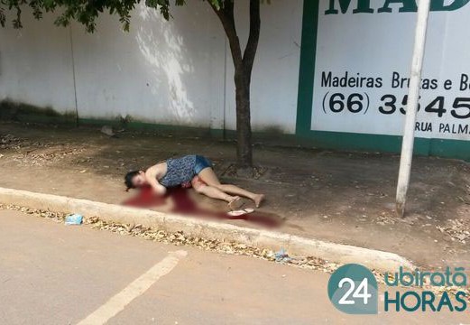 Dona de casa morre após ser esfaqueada no peito pelo próprio marido Foto79318