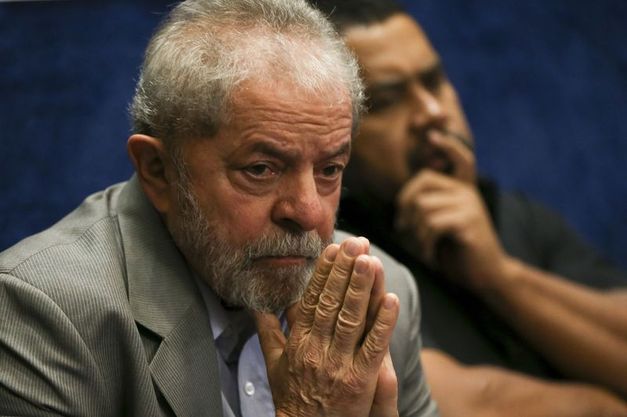 STJ nega pedido para evitar prisão de Lula após 2ª instância Foto19439