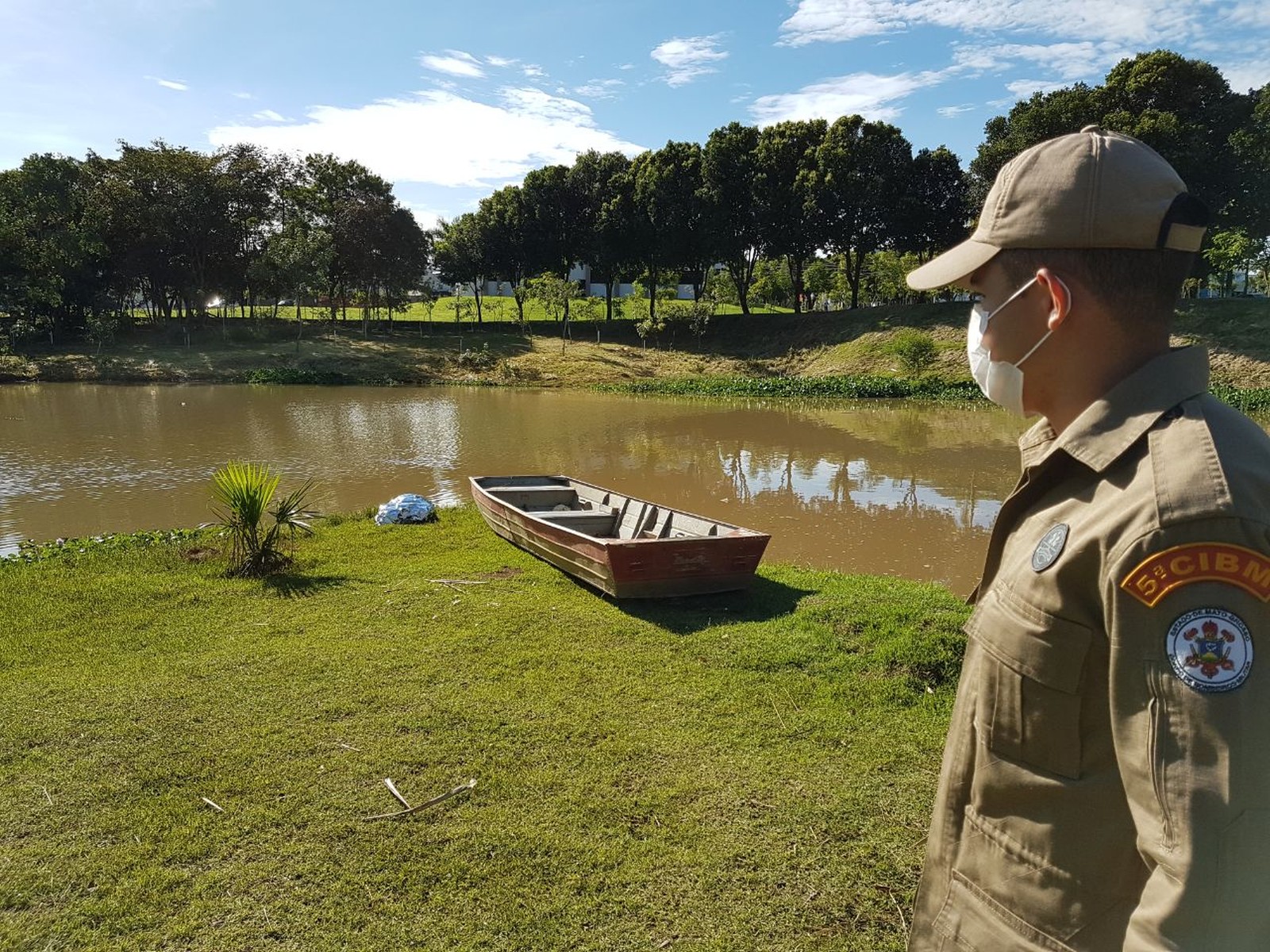 Corpo de homem é encontrado boiando em lago de Nova Mutum Foto40524