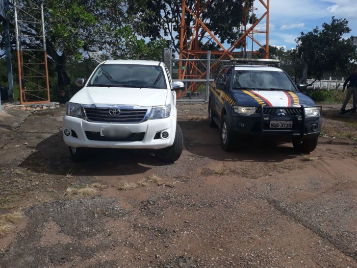 PRF recupera caminhonete roubada em Sorriso que seria levada para Bolívia Foto9845