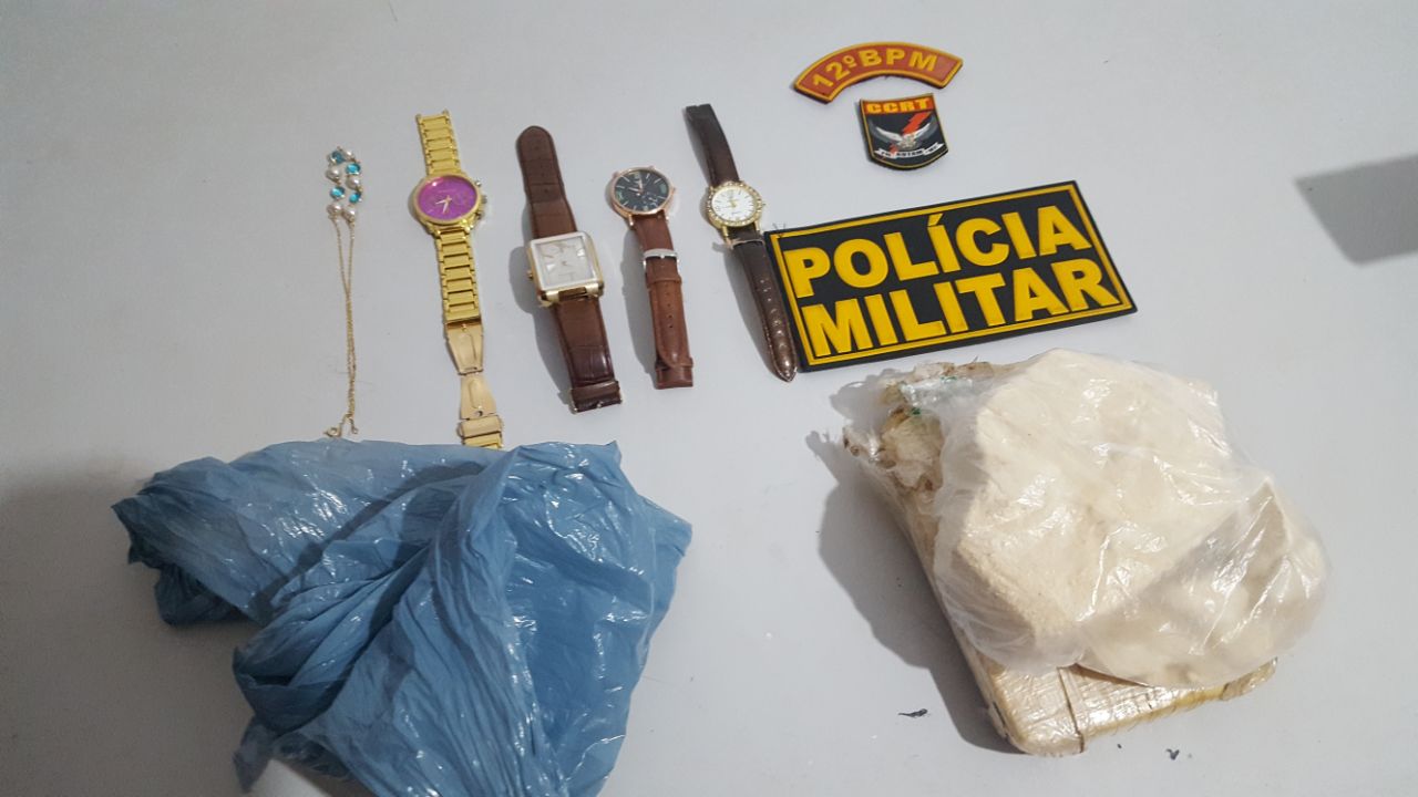 Jovem é presa com 1,6 quilo de pasta base de cocaína em Sorriso Foto77075