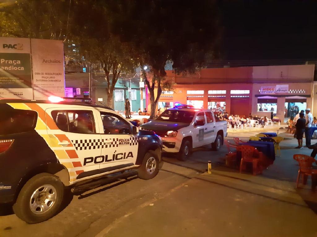 Operação apreende veículos, aparelhos de som e notifica estabelecimentos comerciais Foto43791