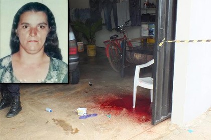 Mulher é baleada na cabeça enquanto fazia as unhas Foto62272