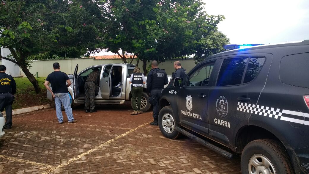 Policiais do Garra são surpreendidos por assaltantes de banco e tem pistolas e carabina roubadas Foto9847