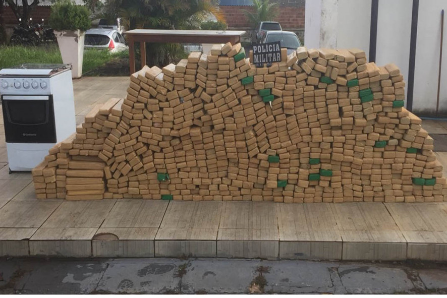 Operação conjunta apreende quase 800 kg de maconha em Sinop Foto63062
