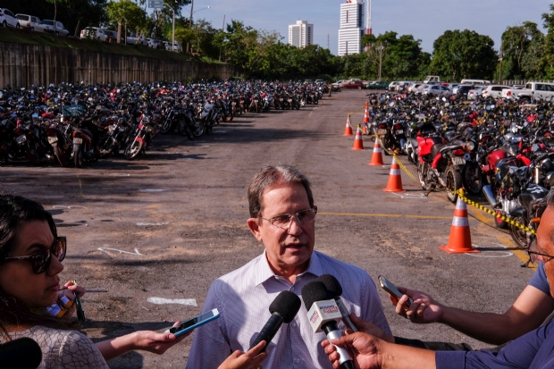 Detran faz convênio e parcelará dívidas de veículos no cartão de crédito Foto66952