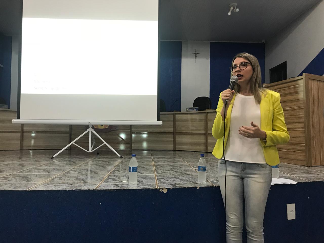 Conquistas e desafios da mulher moderna são temas de palestra em Nova Ubiratã Foto29593