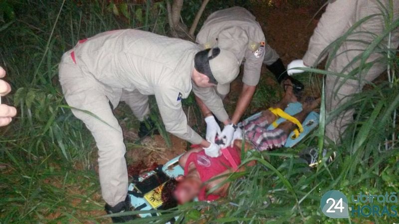 Usuário de drogas é executado com tiros na cabeça, crime foi cometido por motociclistas Foto15649