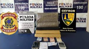 Homem é preso com 15 quilos de droga escondidos em bagagem Foto26269