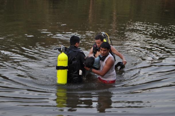 Bombeiros localizam corpo de piloto de barco que havia desaparecido no rio Teles Pires Foto93683