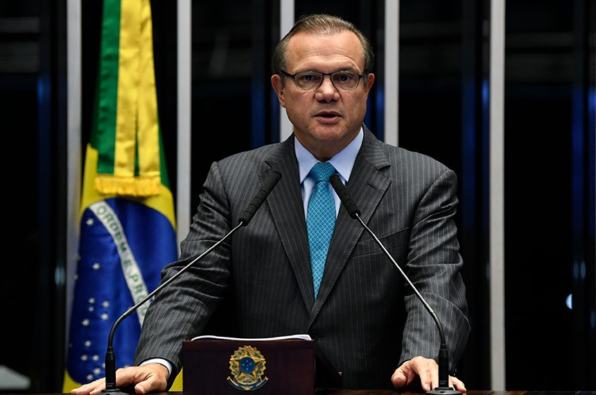 Estragos causados pelas chuvas afetam os mais pobres, afirma senador Wellington Foto81537