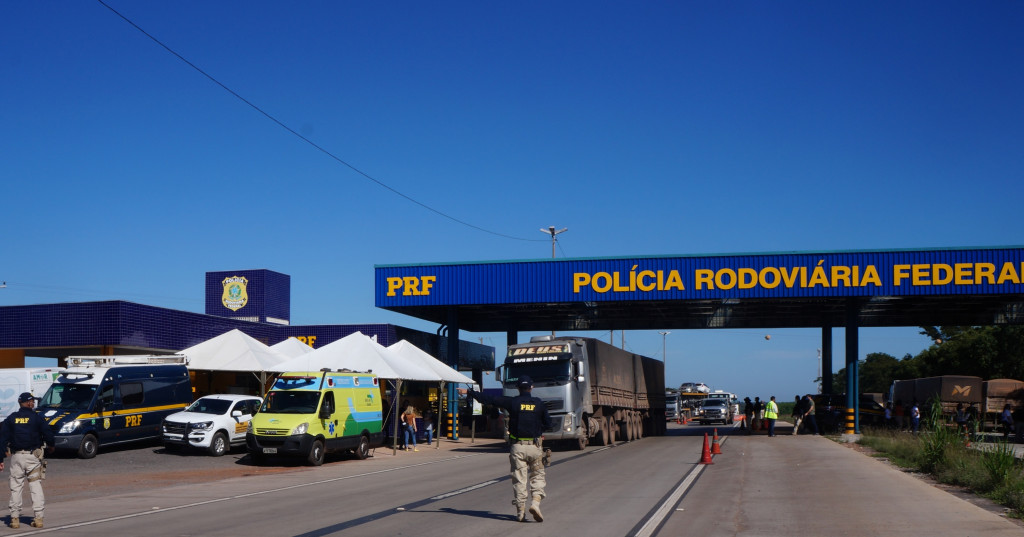 Quase 200 caminhoneiros passam por teste rápido em BRs para detectar Covid Foto62388