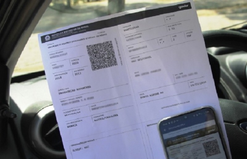 Licenciamento do veículo em papel A4 tem valor jurídico em caráter definitivo Foto98742