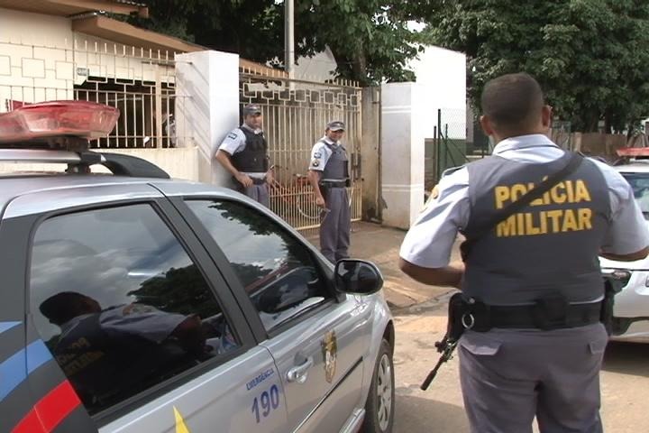 Policia Militar age rápida e prende suspeitos de envolvimento em execução de segurança Foto58391