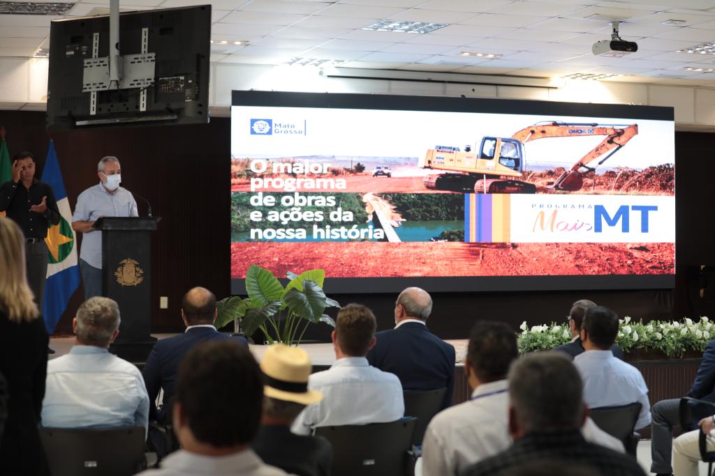 Governo de MT dá ordem para início de 775 km de asfalto e construção de 40 pontes Foto46295