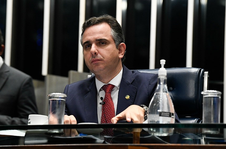 Pacheco pede ao Congresso dos EUA permissão para compra de estoque de vacinas Foto50156