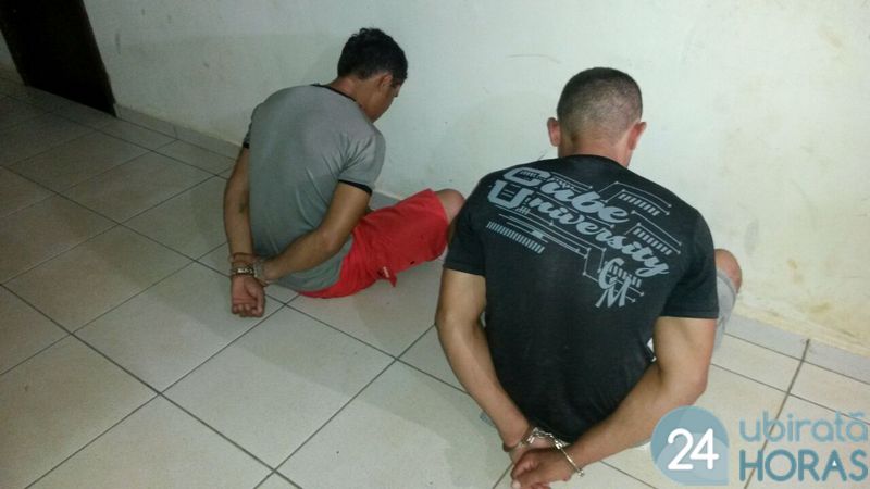 Durante abordagem de rotina Força Tática prende irmãos com espingarda e celular roubado Foto93026