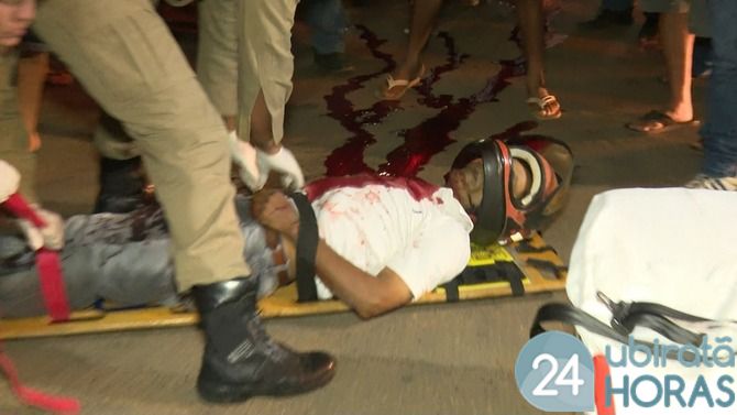 Acidente entre motos deixa 01 morto e outro gravemente ferido no bairro Rota do Sol Foto44774