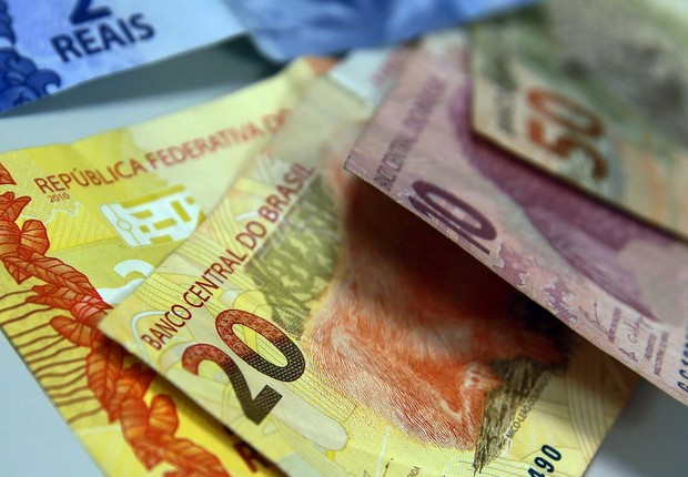 Setor público consolidado tem déficit primário de R$65,5 bi em junho, acima do esperado Foto78719