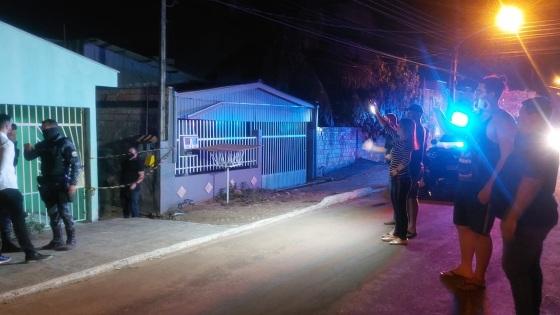 Bandidos reagem à abordagem e três morrem em troca de tiros com a PM Foto56172