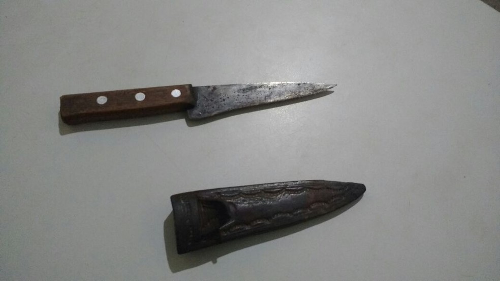 Mulher mata marido com golpes de canivete após ser agredida Foto4058
