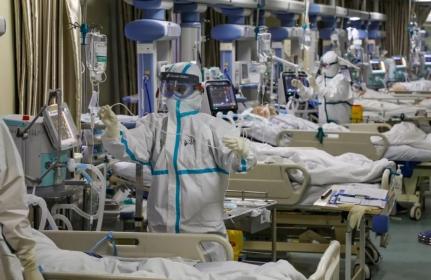 Taxa de ocupação de UTIs explode em 24h e lotação chega a 80% Foto40706