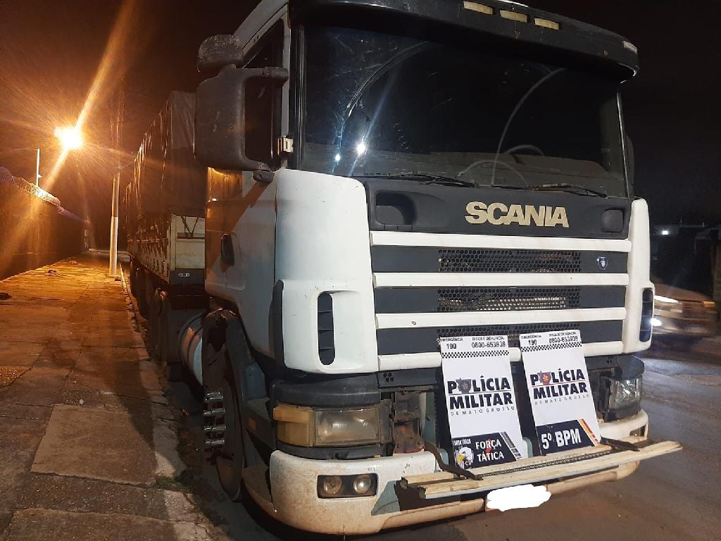 PM prende quadrilha por receptação e recupera carga com 1,6 mil toneladas de produtos agrícolas Foto90704