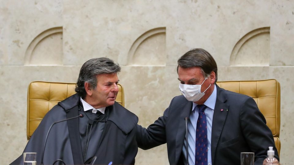 Bolsonaro recorre ao STF para limitar alíquota de ICMS sobre combustíveis em 26 estados e no DF Foto32756