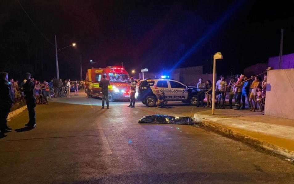 Homem é morto com 5 tiros no Bairro Morada do Bosque em Sorriso Foto88963