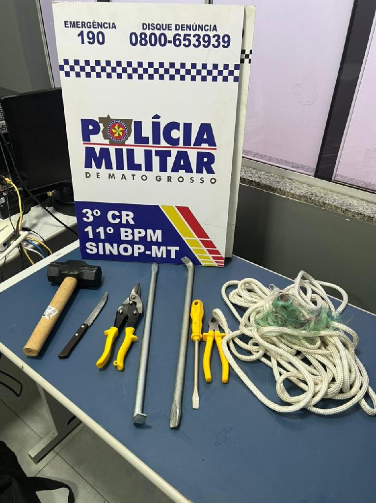 Dupla é presa em flagrante e PM impede furto em loja de eletrodomésticos Foto55822