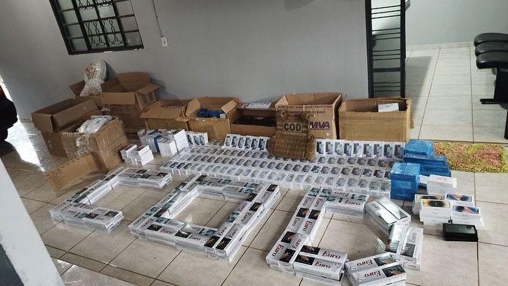 Policiais militares de MT e GO apreendem cocaína, cigarros e celulares Foto38701