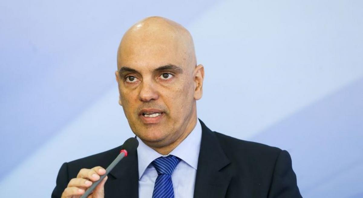 Ministro Alexandre de Moraes suspende redes sociais de três jornalistas bolsonaristas Foto73230