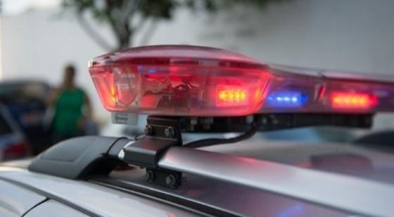 Após tentativa de homicídio, homem ataca policiais com foice e morre baleado Foto76671