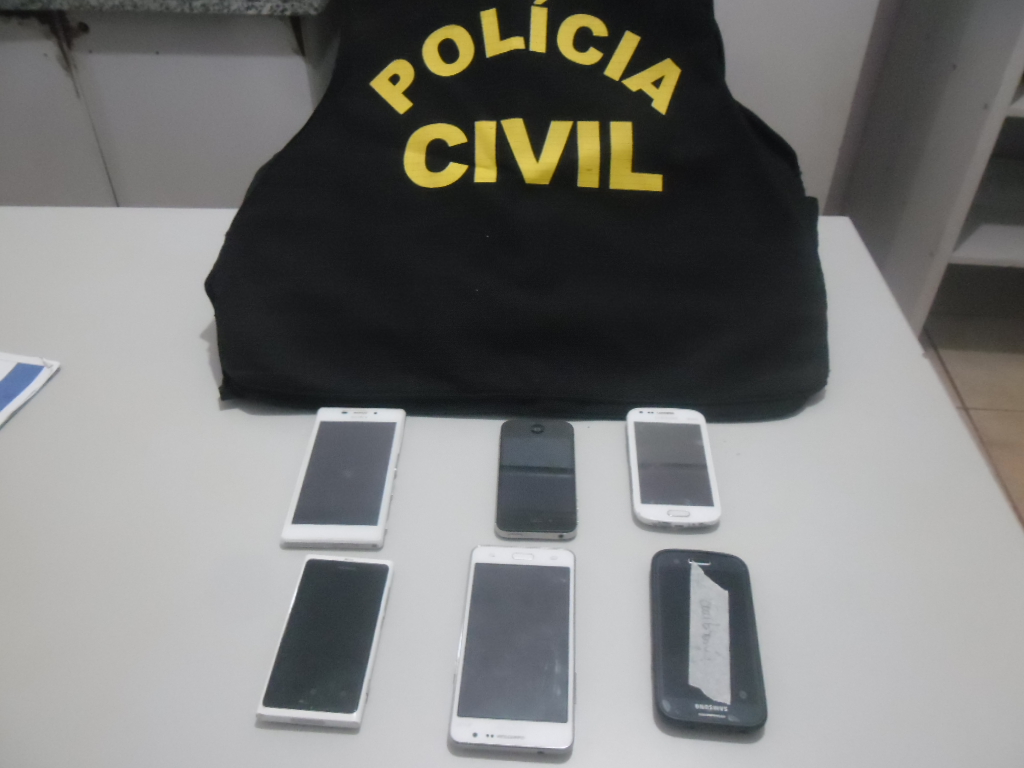 Polícia Civil indicia suspeitos por manter e divulgar fotos de adolescente nua na internet Foto4846