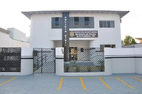 Mulher é encontrada morta dentro de cela de delegacia, um dia depois de ser presa em MT Foto90236
